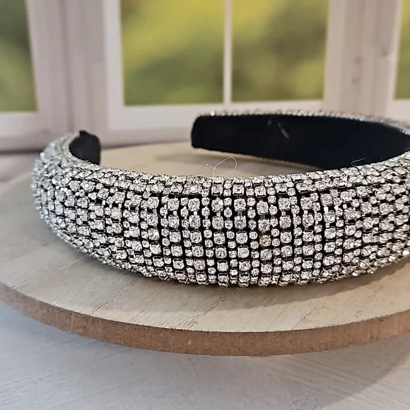 Clear rhinestone covered velvety cushion headband prom wedding tiara cosplay - Picture 8 of 8